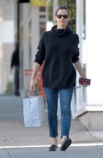 JENNIFER GARNER Out Shopping in Brentwood 2402