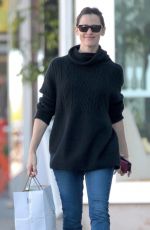 JENNIFER GARNER Out Shopping in Brentwood 2402