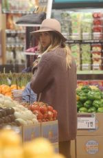JESSICA ALBA Shopping at Whole Food in Beverly Hills 3101