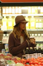 JESSICA ALBA Shopping at Whole Food in Beverly Hills 3101