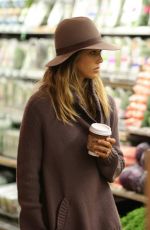 JESSICA ALBA Shopping at Whole Food in Beverly Hills 3101