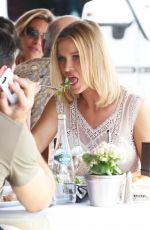 JOANNA KRUPA Out for Lunch in Beverly Hills 1102