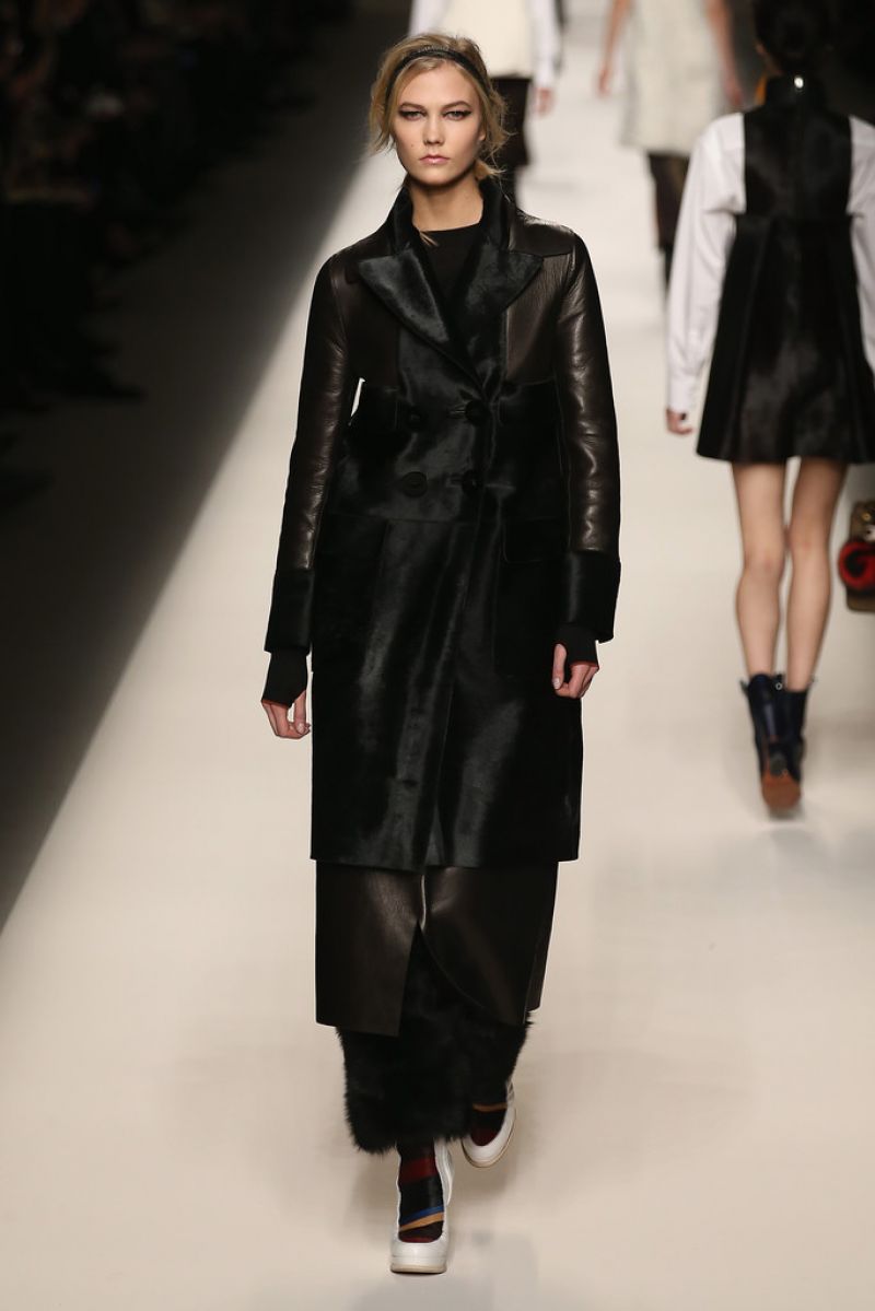 KARLIE KLOSS at Fendi Fashion Show in Milan – HawtCelebs