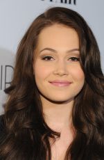 KELLI BERGLUND at Vanity Fair and L’Oreal Paris D.J. Night Benefit in Los Angeles