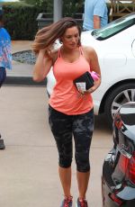 KELLY BROOK Arrives at a Gym in Los Angeles 2602