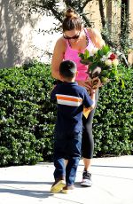 KELLY BROOK Gets Flowers from a Boy Out in Los Angeles