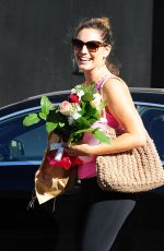 KELLY BROOK Gets Flowers from a Boy Out in Los Angeles