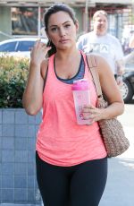 KELLY BROOK in Tight Leggings Arrives at a Gym in Los Angeles