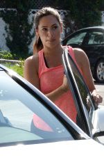 KELLY BROOK in Tight Leggings Arrives at a Gym in Los Angeles