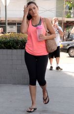 KELLY BROOK in Tight Leggings Arrives at a Gym in Los Angeles