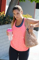 KELLY BROOK in Tight Leggings Arrives at a Gym in Los Angeles