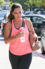 KELLY BROOK in Tight Leggings Arrives at a Gym in Los Angeles