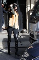KENDALL JENNER Shopping in Milan