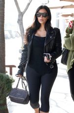 KIM KARDASHIAN Arrives at Il Pastaio Restuarant in Beverly Hills