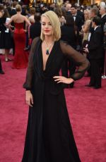 MARGOT ROBBIE at 87th Annual Academy Awards at the Dolby Theatre in Hollywood