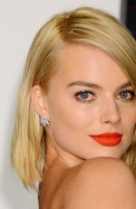 MARGOT ROBBIE at Vanity Fair Oscar Party in Hollywood