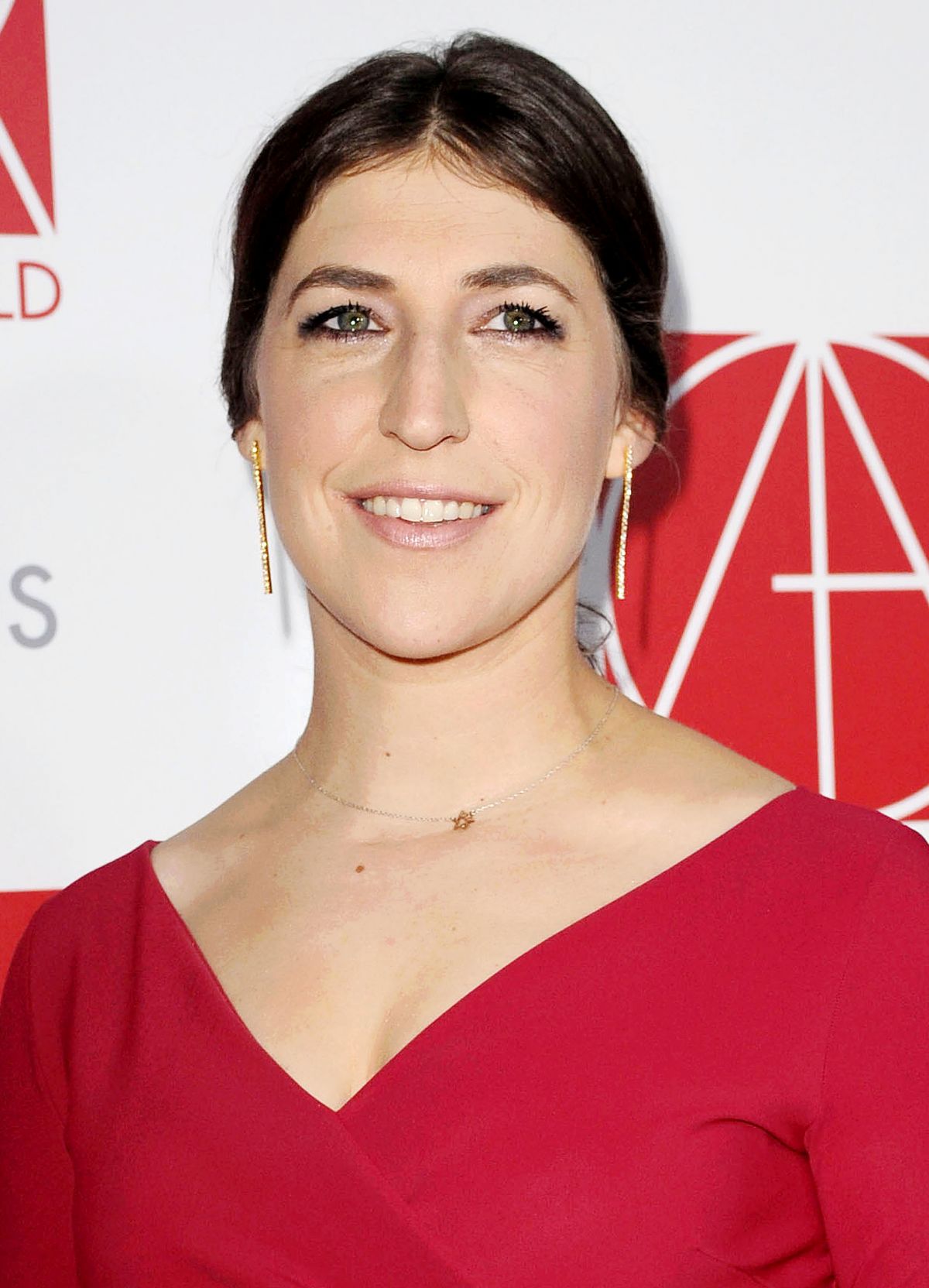 mayim-bialik-at-art-directors-guild-excellence-in-production-design-awards-...