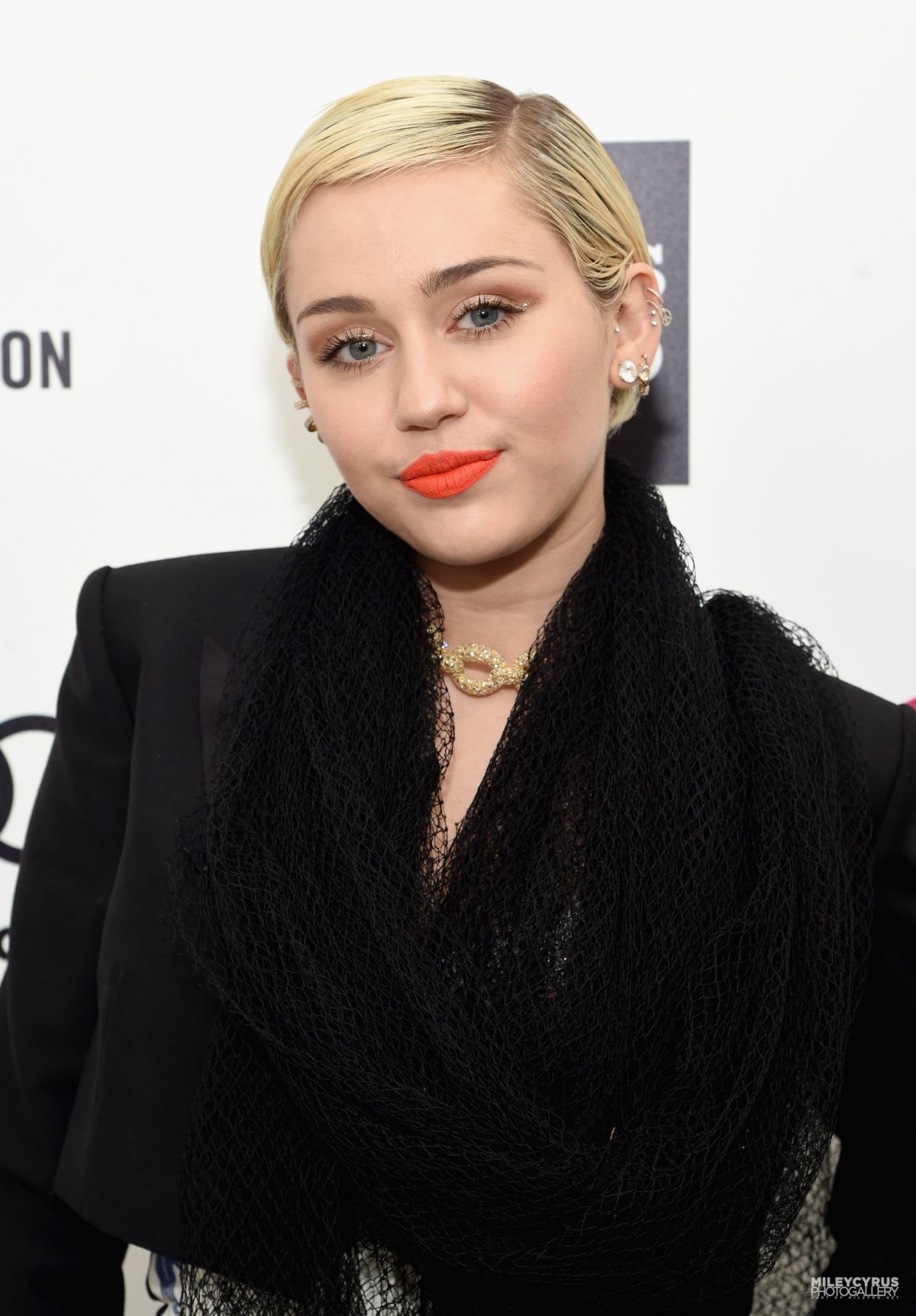MILEY CYRUS at Elton John Aids Foundation’s Oscar Viewing Party MILEY CYRUS at Elton John Aids Foundation’s Oscar Viewing Party