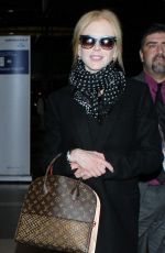 NICOLE KIDMAN Arrives at Los Angeles international Airport 0402
