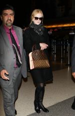 NICOLE KIDMAN Arrives at Los Angeles international Airport 0402