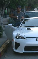 PARIS HILTON Out and About in Beverly Hills 3101