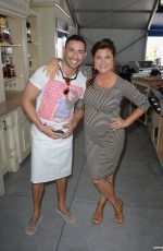 Pregnant TIFFANI THIESSEN at The Whole Foods Market Grand Tasting Village