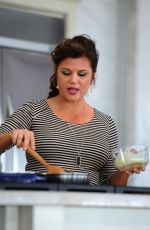 Pregnant TIFFANI THIESSEN at The Whole Foods Market Grand Tasting Village