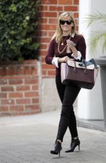 REESE WITHERSPOON Leaves Her Office in Beverly Hills 2702