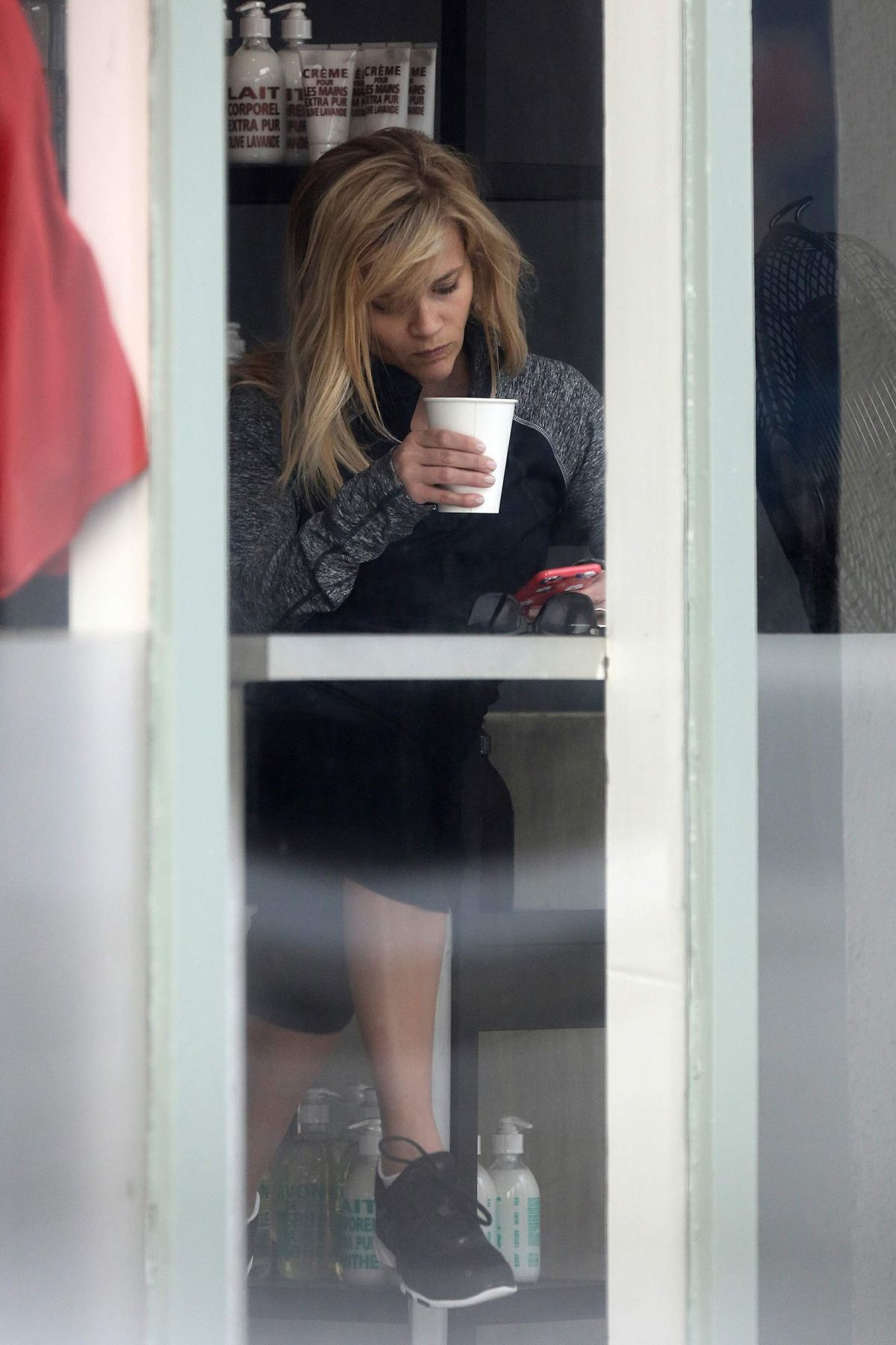 REESE WITHERSPOON Out for Coffee in Brentwood REESE WITHERSPOON Out for Coffee in Brentwood