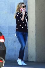 REESE WITHERSPOON Out Shopping in Brentwood 2402