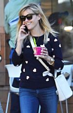 REESE WITHERSPOON Out Shopping in Brentwood 2402