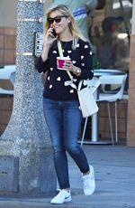 REESE WITHERSPOON Out Shopping in Brentwood 2402