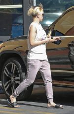 SCARLETT JOHANSSON Out and About in Los Angeles 1402