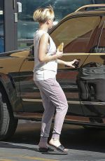 SCARLETT JOHANSSON Out and About in Los Angeles 1402