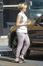 SCARLETT JOHANSSON Out and About in Los Angeles 1402