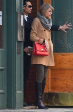 TAYLOR SWIFT Leaves Her Apartment in New York 1502