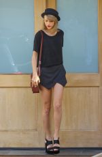 TAYLOR SWIFT Out and About in Los Angeles 0402