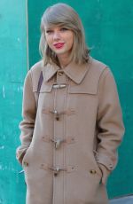 TAYLOR SWIFT Out and About in New York 1302