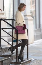 TAYLOR SWIFT Out and About in New York 1702