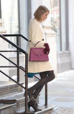 TAYLOR SWIFT Out and About in New York 1702
