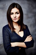 VICTORIA JUSTICE - TCA Tour Portraits
