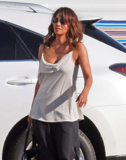 HALLE BERRY on the Set of Extant