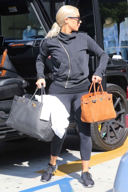 KIM KARDASHIAN in Tights