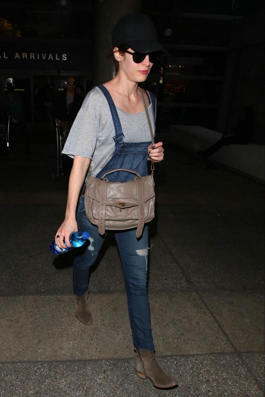 LIZZY CAPLAN Aat Los Angeles international Airport