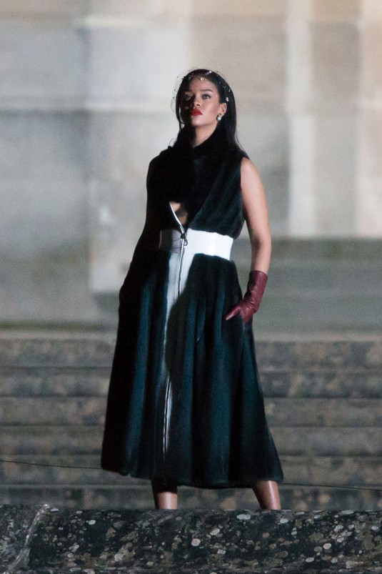 RIHANNA on the Set of a Photoshoot