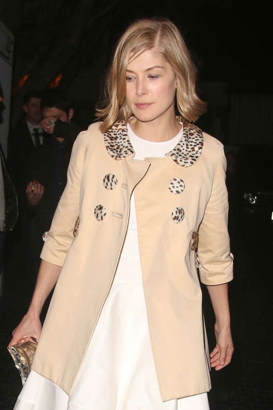 ROSAMUND PIKE Leaves Chateau Marmont