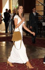 ALESSANDRA AMBROSIO at Simple Stylist Do What You Love! Conference in Los Angeles