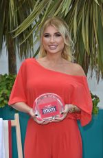 BILLIE FAIERS  Icelolly.com