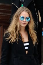 CARA DELEVINGNE Leaves Stella Mccartney Fashion Show