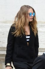 CARA DELEVINGNE Leaves Stella Mccartney Fashion Show